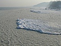 20060219 003123 Adlershorst
Eine dichte Eissuppe auf der große Schollen schwimmen